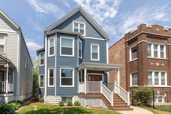 Photo - 3446 N Springfield Ave Unit 2