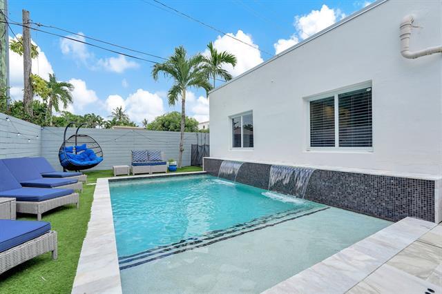 Photo - 1210 Biarritz Dr