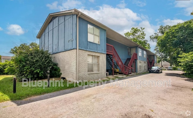 Building Photo - 2705 Avenue E Rental