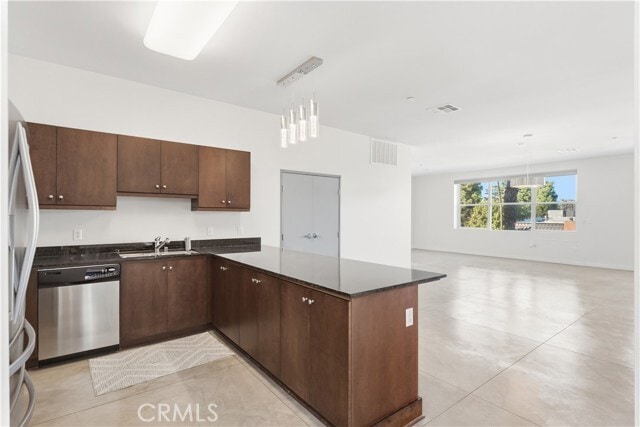 Photo - 435 W Center Street Promenade