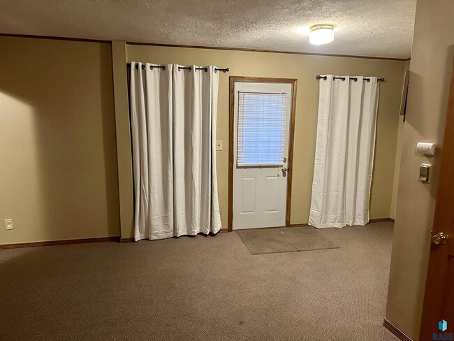 Photo - 820 N Cedar St