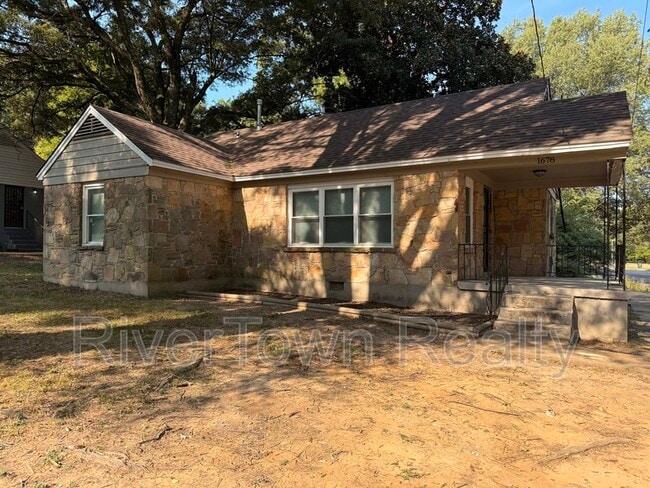 Building Photo - 1678 Alta Vista Ave Rental