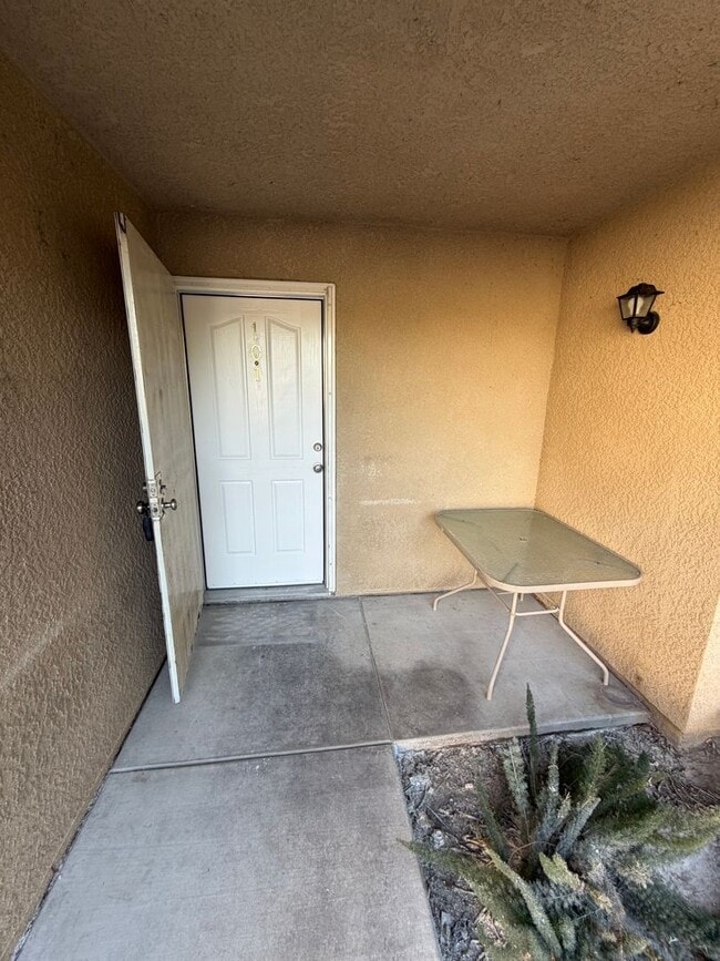 Photo - 1656 N. 6th. St. Unit 101