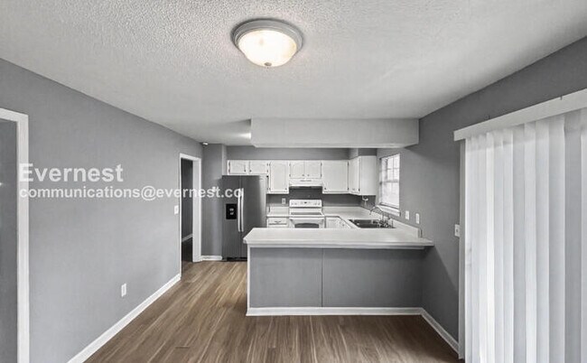 Photo - 7012 Windcrest Ln