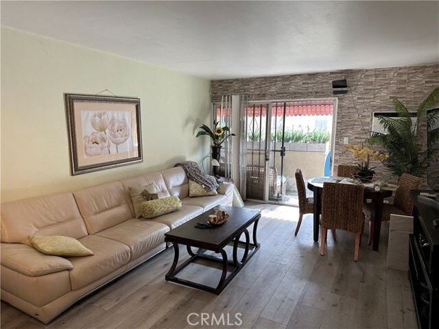 Photo - 440 Chestnut Ave Unit 2D