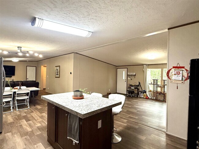 Photo - 17008 FM 1484 Rd