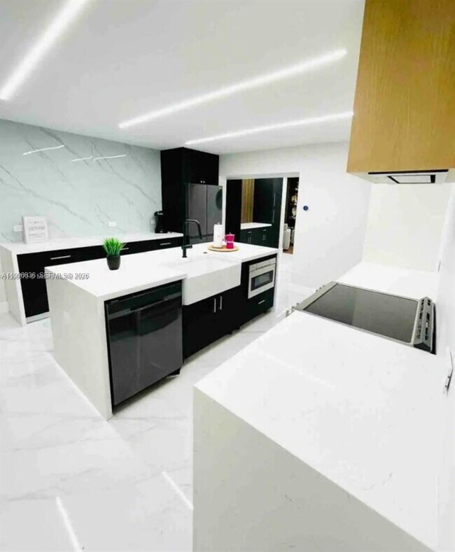 Photo - 2612 SW 12th St