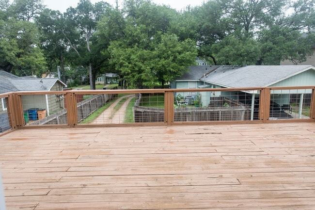 Photo - 4519 Merle Dr Unit B