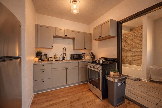 Photo - 1927 N Prospect Ave Unidad FL3-ID1463121P