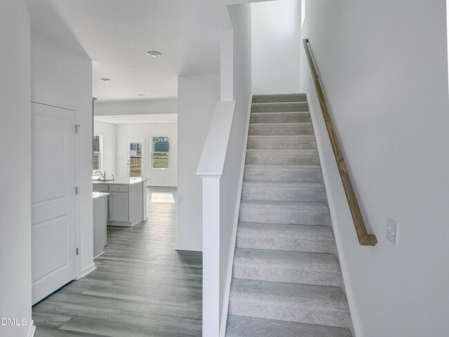 Photo - 5827 Millstone Wy