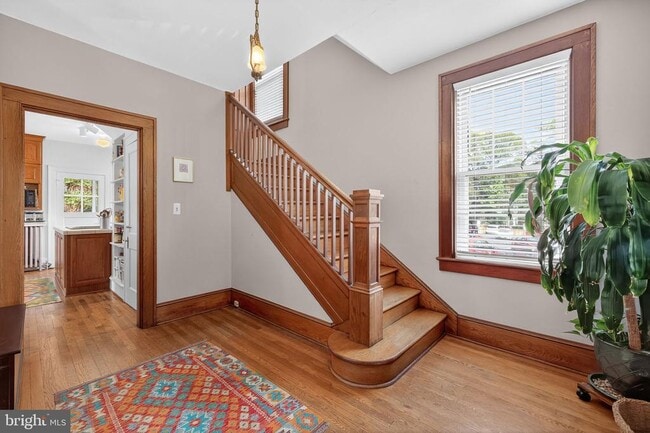 Photo - 420 W Cork St