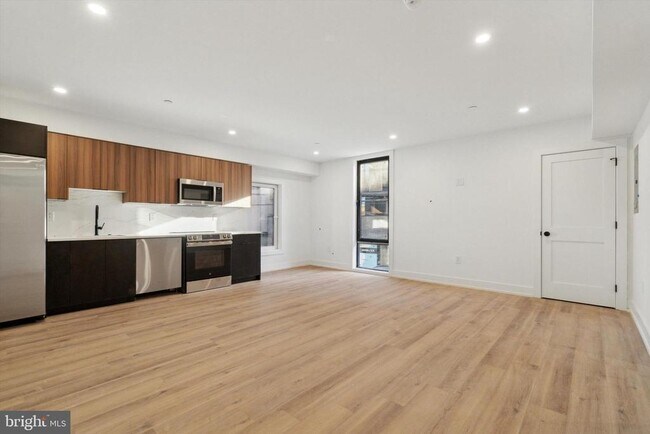 Photo - 808 N 3rd St Unit 10