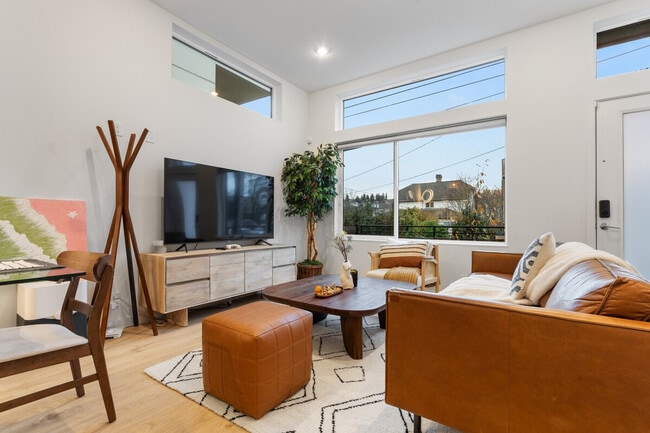 Photo - 2433 S Plum St Unidad SI ID1324831P