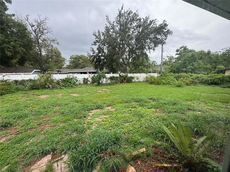 Photo - 1079 Seminole St