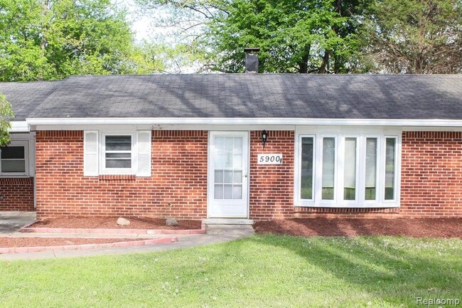 Photo - 5900 Wright Dr