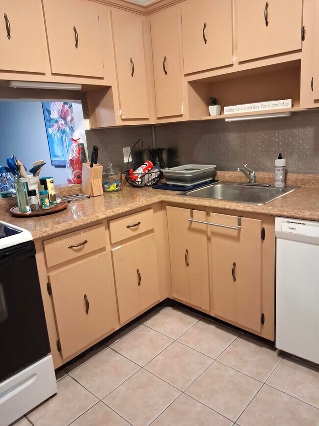 Photo - 2980 Riverside Dr Unit 228
