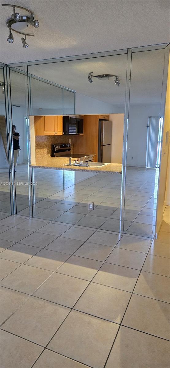 Photo - 1072 NW 106th Terrace Unidad 205