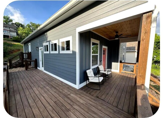 Photo - 511 W Bell Ave