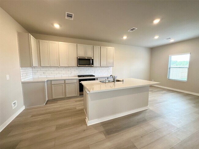 Photo - 12176 Ridge Top Dr