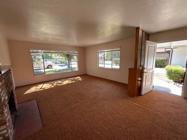 Photo - 135 West Ave