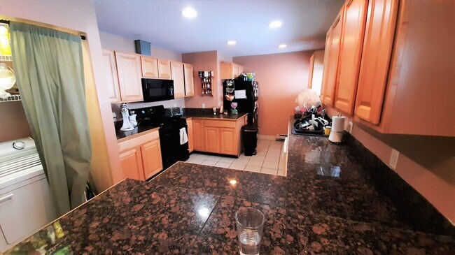 Photo - 205 Linn St Unit #2