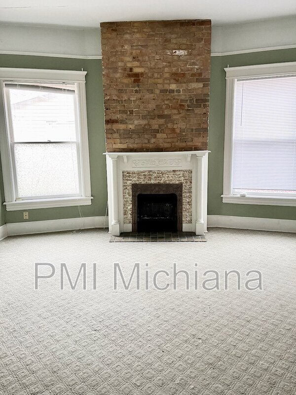 Photo - 429 W Lasalle Ave Unit 1