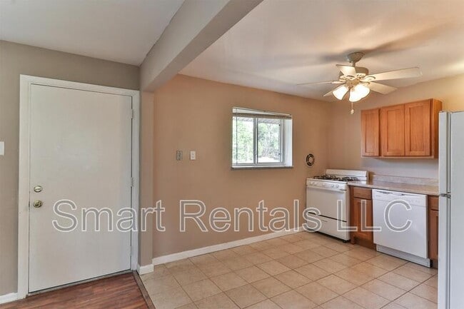 Photo - 471 S Holmes Ave