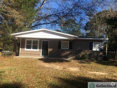 Building Photo - 1250 Barker Dr W Rental