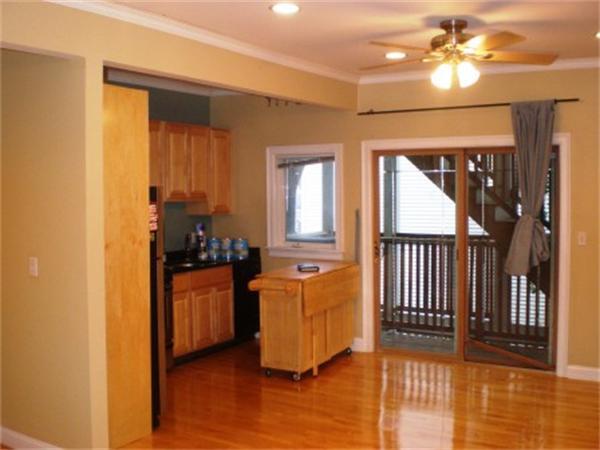 Photo - 487 E 7th St Apartment Unit 1