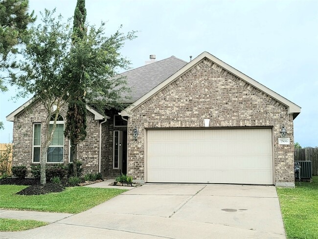 Building Photo - 7506 Amber Village Cir