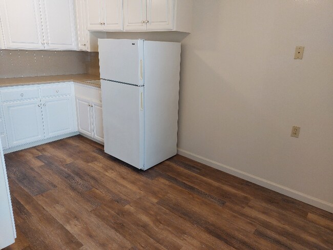 Photo - 1100 Ranchero Way Unit A