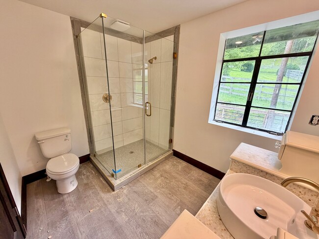 Photo - 485 1st Ave