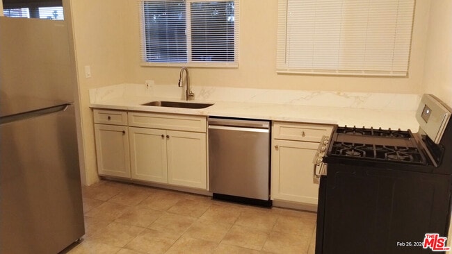 Photo - 6133 Cashio St Unit 1/2