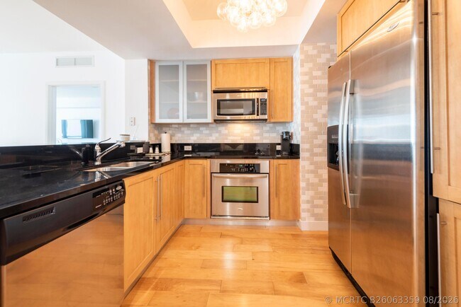 2821 N Ocean Blvd Unit 1102S