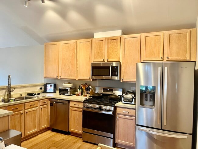 Photo - 90 Rosehall Dr
