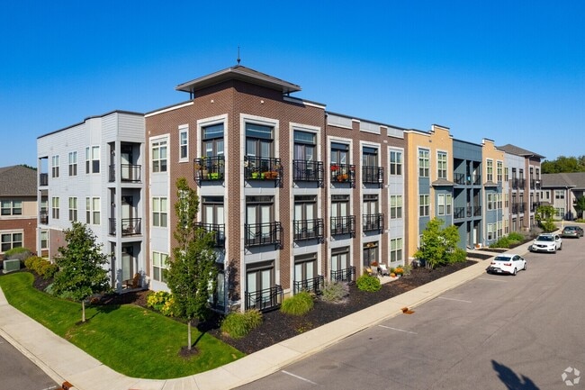 GrandView Flats and Townhomes