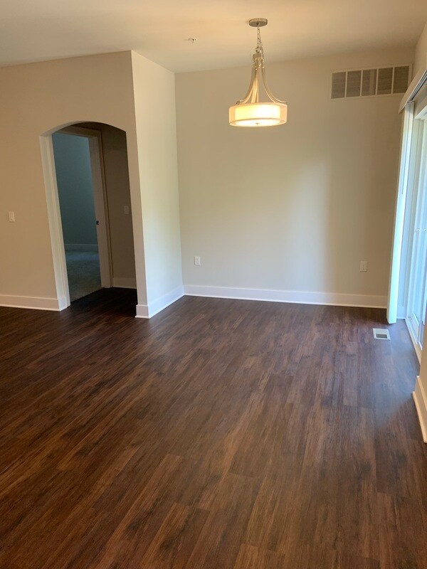 Photo - 5664 Norway Spruce Dr Unidad 23