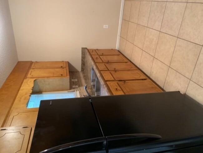 Photo - 420 Oscar St