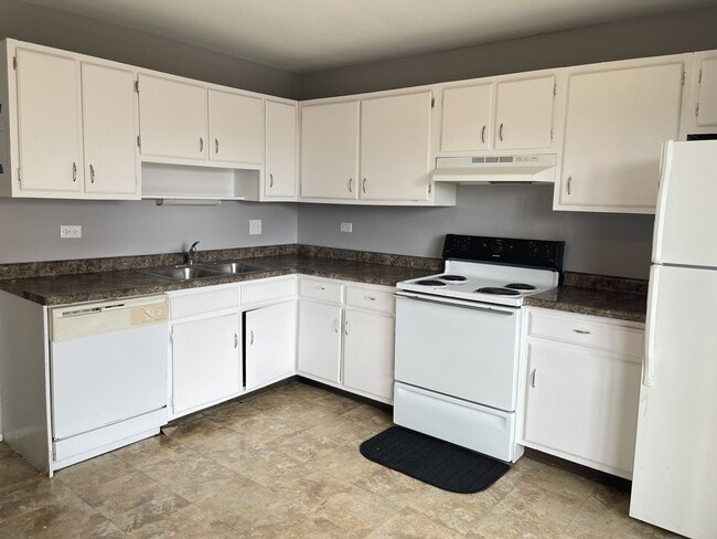 Photo - 535 Brookside Dr