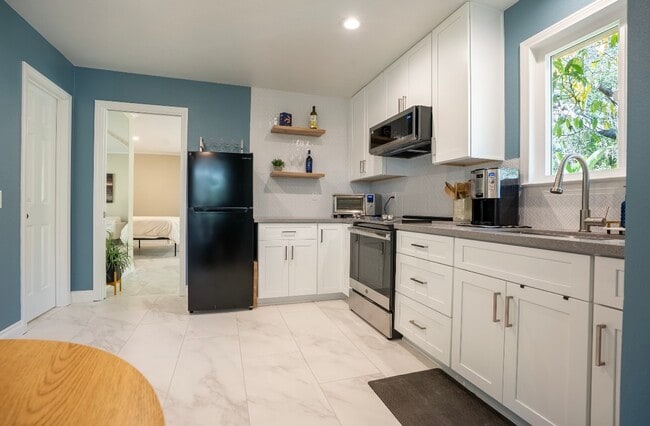 Photo - 3219 Sumac Rd