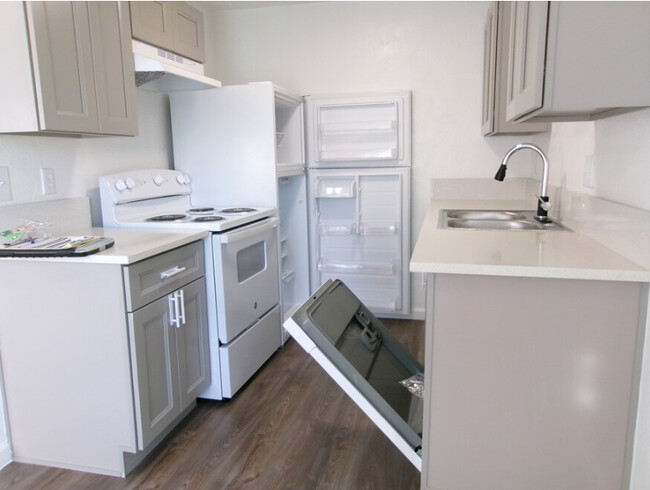 Photo - Royvonne Hills Apartments