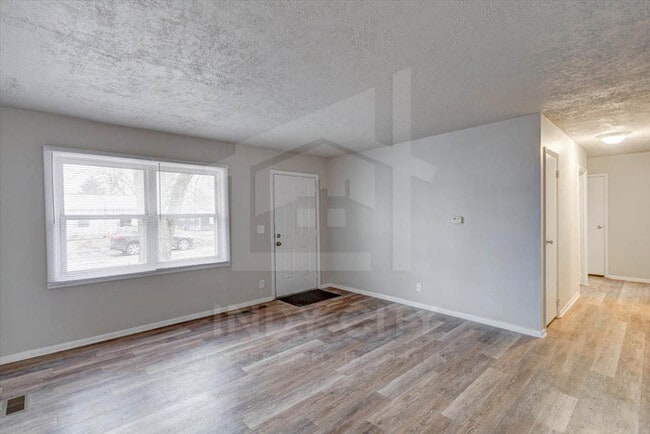 Photo - 8328 E 41st Pl