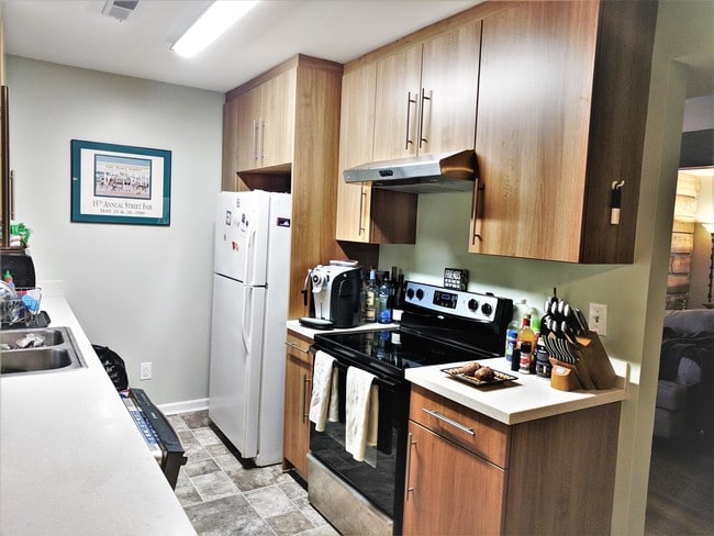 Photo - 142 Quince Ln