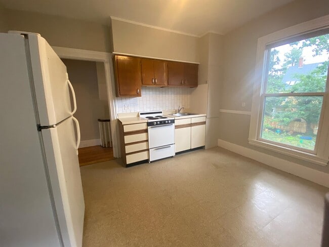 Photo - 8R Forest St Unit 3