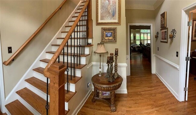 Photo - 2345 Bray Ct NE