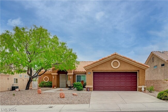 Building Photo - 10609 Paradise Point Dr