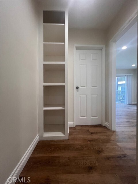 Photo - 1850 W Greenleaf Ave Unidad K