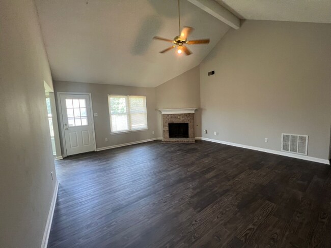 Photo - 7832 Lowrance Rd House