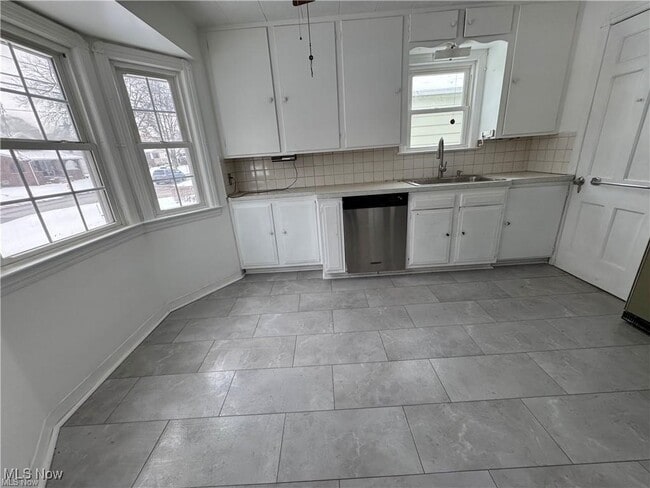 Photo - 3678 W 140th St