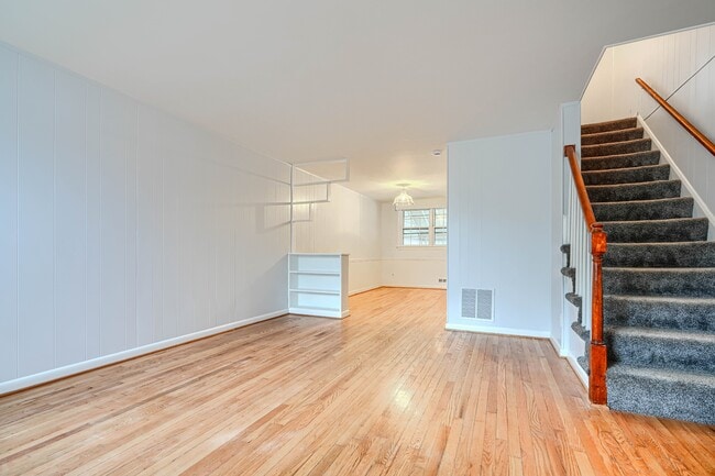 Photo - 414 Westfield Rd